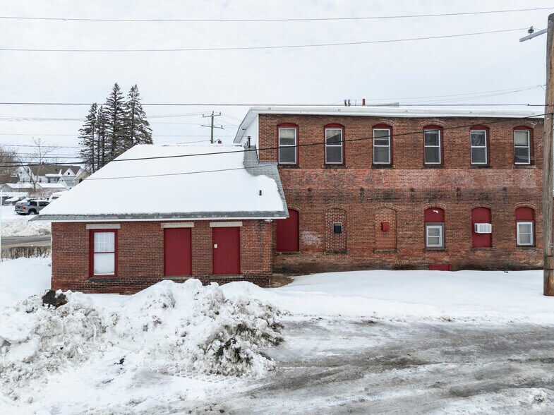 More Photos Of 29 Crown St, Nashua Manufacturing For Lease