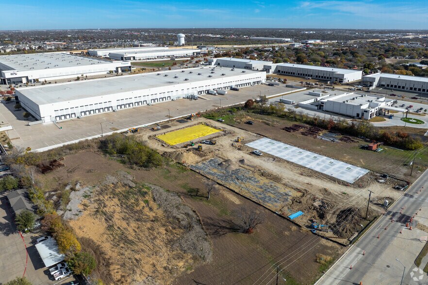 Primary Photo Of 4205 Glenview Dr, Haltom City Unknown For Lease