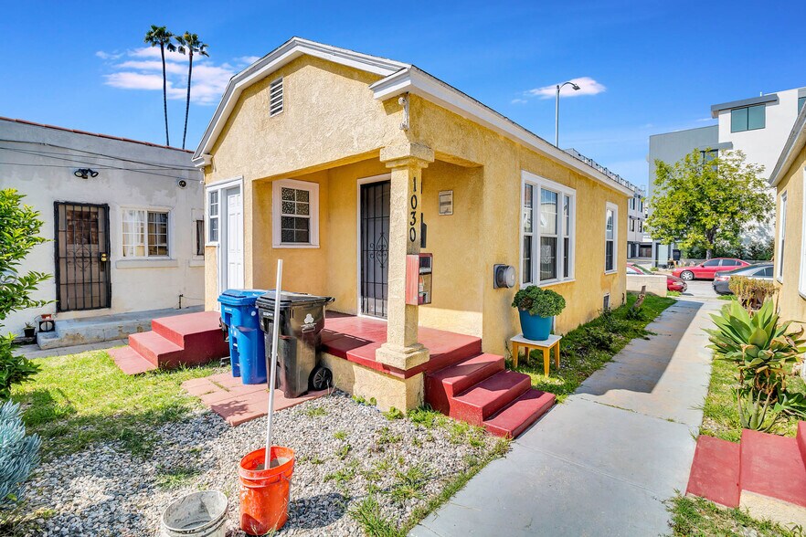 More Photos Of 1030-1034 1/2 Wilcox Ave, Los Angeles Apartments For Sale