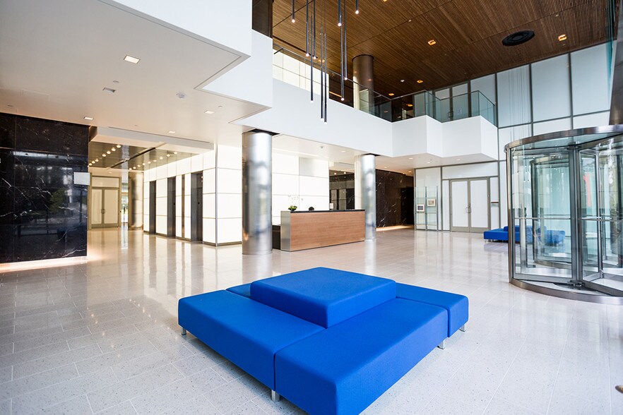 More Photos Of 222 N Pacific Coast Hwy, El Segundo Office For Lease