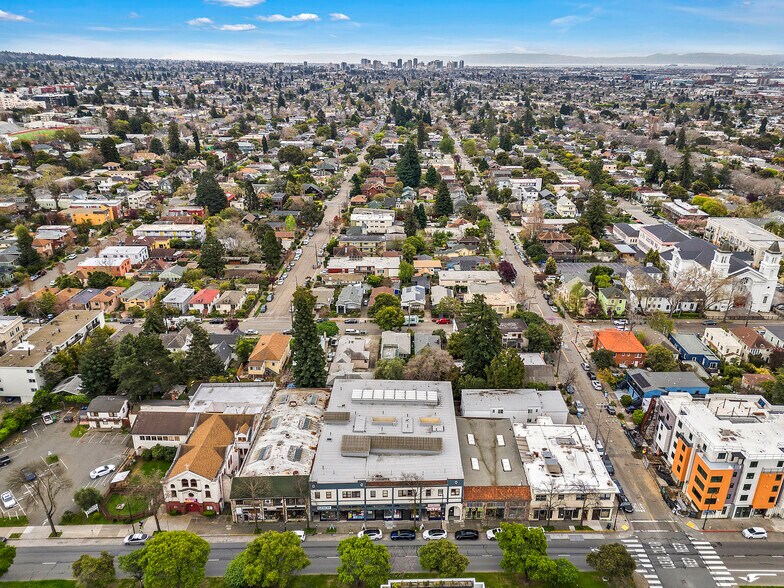 More Photos Of 1716-1732 University Ave, Berkeley Apartments For Sale