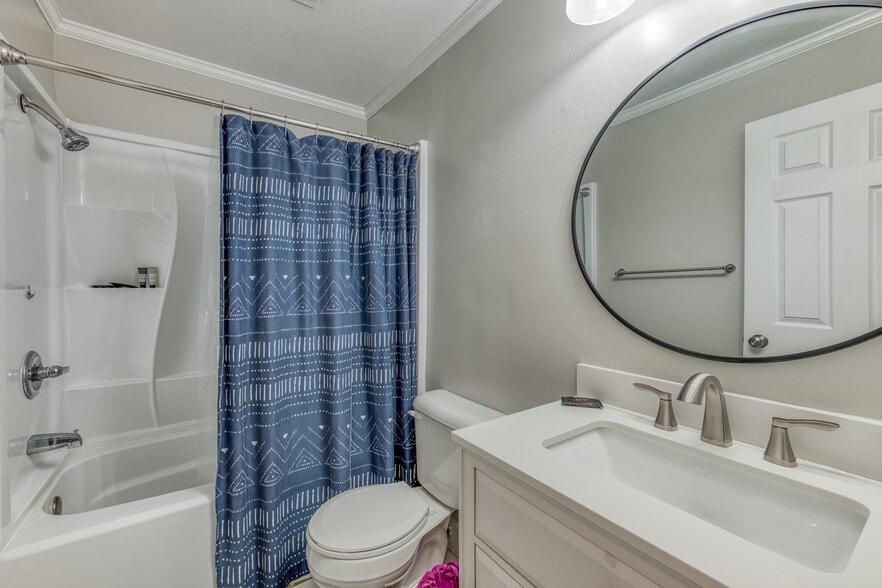 More Photos Of 1300 Holyoke St, Kingsport Apartments For Sale