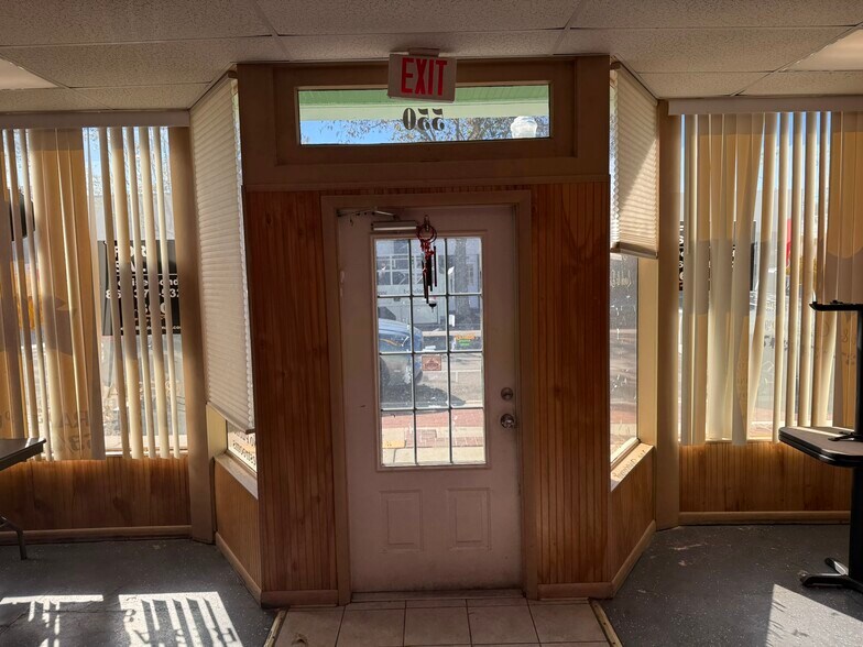 More Photos Of 550 E Main St, Bartow Freestanding For Sale