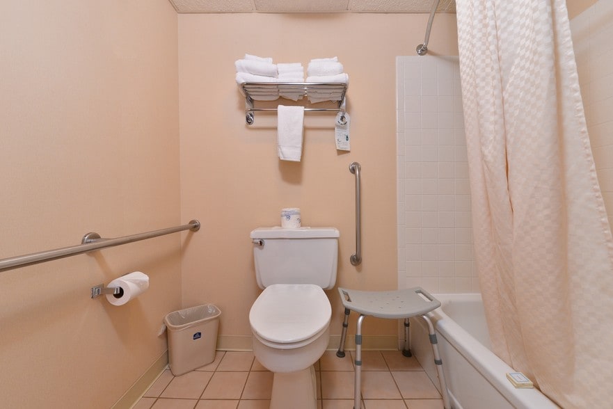More Photos Of 2830 US Highway 160 W, Monte Vista Hotel For Sale