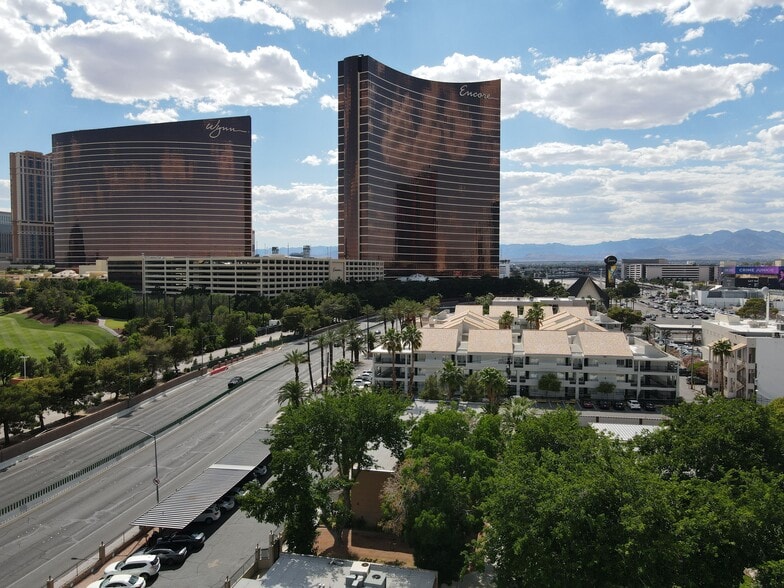 More Photos Of 344 E Desert Inn Rd, Las Vegas Apartments For Lease