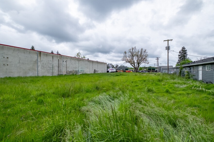 More Photos Of 1845 Beach NE ave, Salem Land For Sale