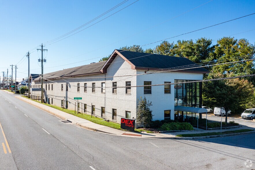More Photos Of 2400 York Rd, Timonium Office For Lease