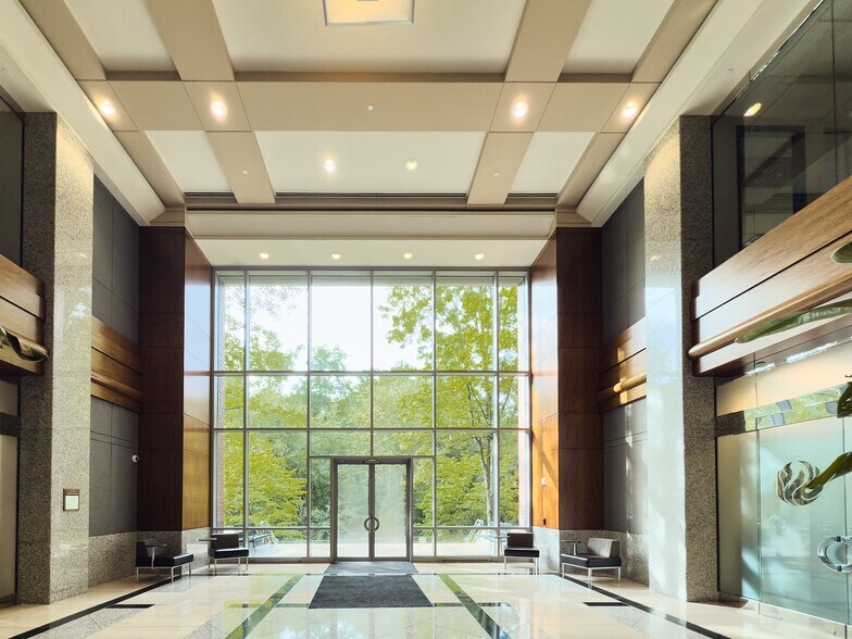 More Photos Of 3780 Mansell Rd, Alpharetta Unknown For Lease