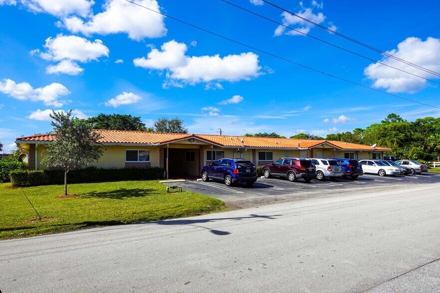 More Photos Of 8430 NW 40th St, Coral Springs Apartments For Sale