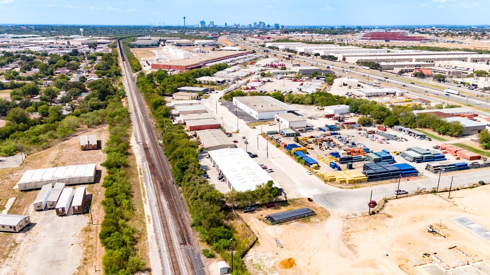 More Photos Of 3534-3542 Copeland Dr, San Antonio Light Manufacturing For Lease