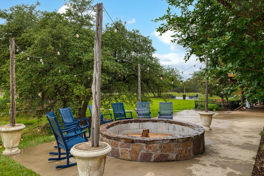 More Photos Of 2550 Bell Springs Rd, Dripping Springs Lodge Meeting Hall For Sale