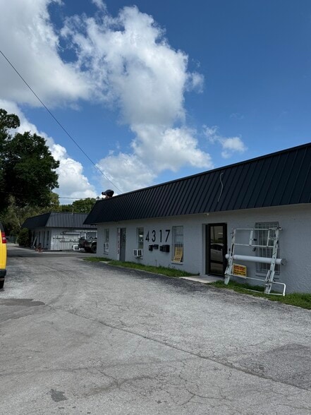 More Photos Of 4317 62nd Ave N, Pinellas Park Warehouse For Lease
