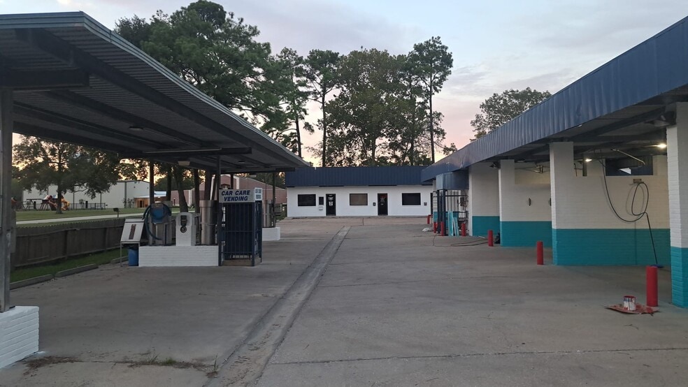 More Photos Of 5803 FM 1960 Rd E, Humble Freestanding For Sale