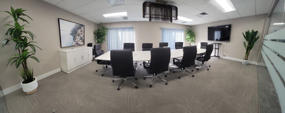 More Photos Of 4110 Southpoint Blvd, Jacksonville Coworking Space