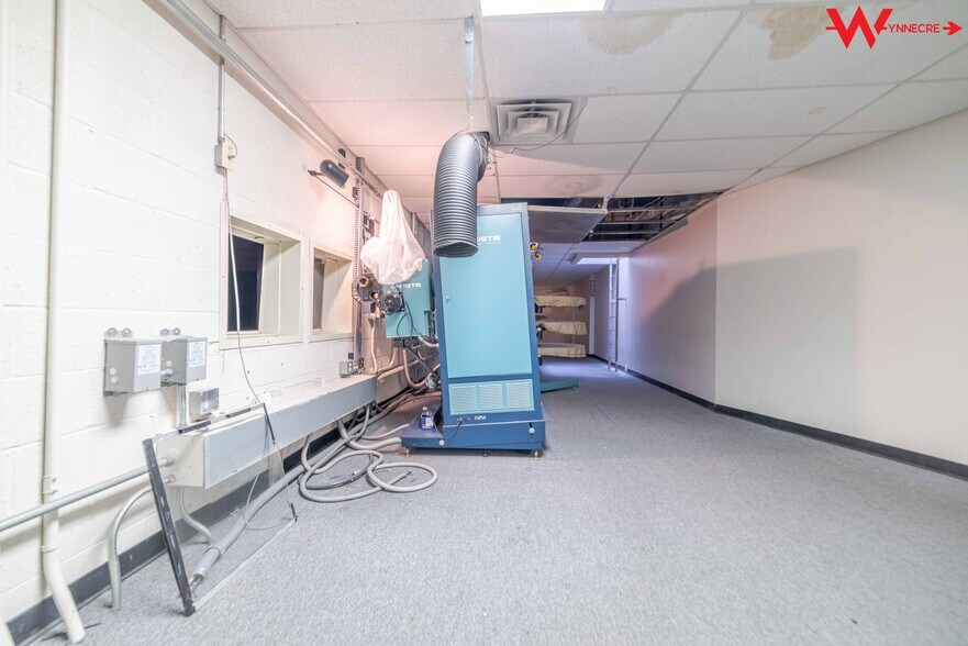 More Photos Of 641 Camino de los Mares, San Clemente Storefront For Lease