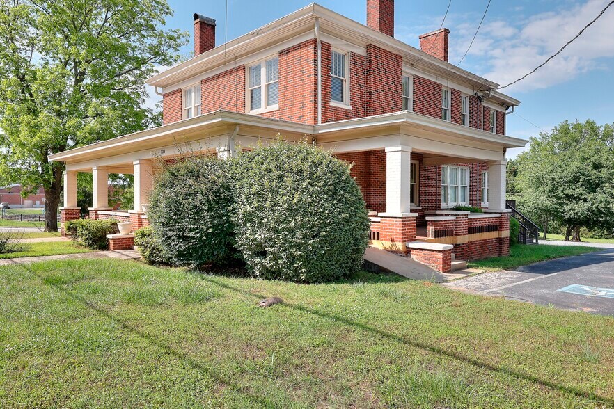 More Photos Of 338 N Broad St, Monroe Office Residential For Sale