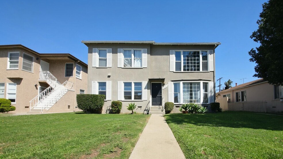 More Photos Of 2620 S Barrington Ave, Los Angeles Apartments For Sale