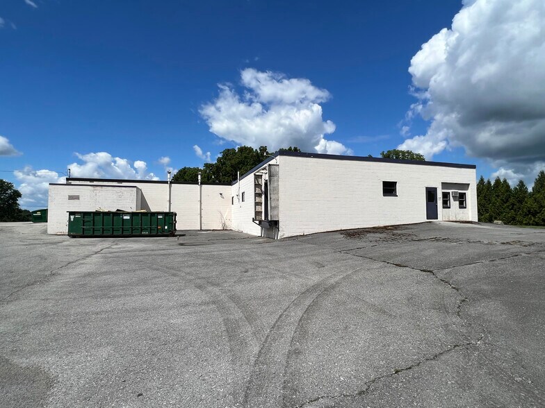 More Photos Of 1175 Bragg St, Honeoye Falls Warehouse For Sale