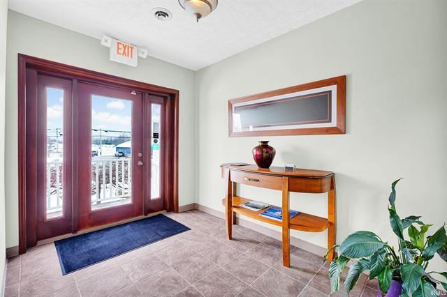 More Photos Of 2359 16th St, Bedford Office For Sale
