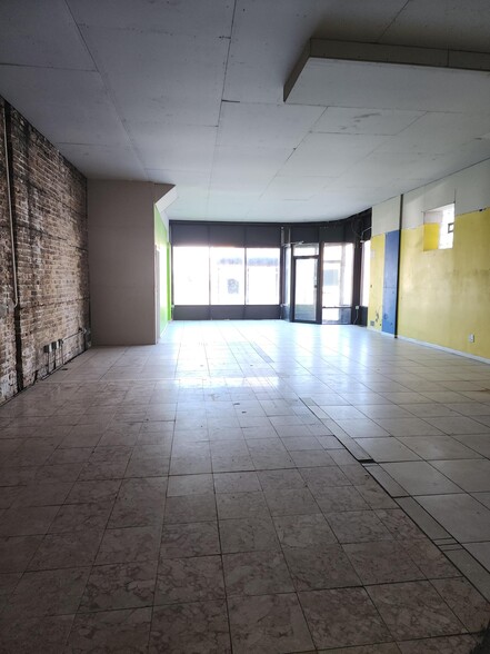 More Photos Of 3901 W Fullerton Ave, Chicago Storefront Retail Residential For Lease