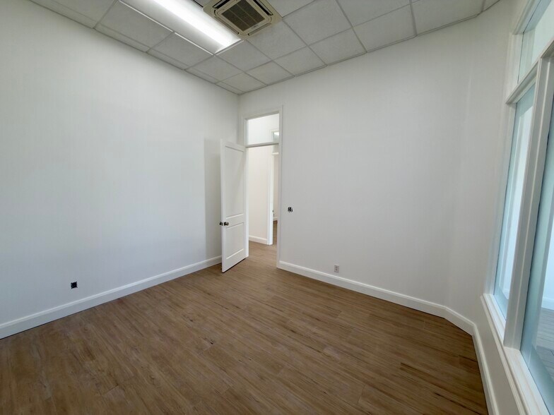 More Photos Of 36164 Emerald Coast Pky, Destin Freestanding For Lease