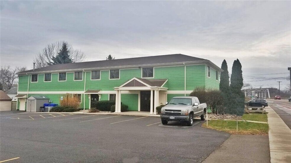 More Photos Of 131 Orchard Park Rd, West Seneca Office For Sale