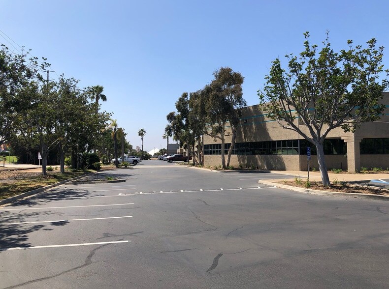 More Photos Of 1120 Bay Blvd, Chula Vista Unknown For Lease