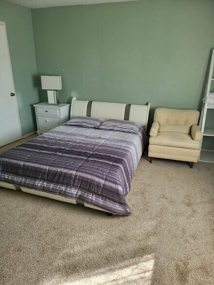 More Photos Of 7684 Oakwood Ave, Hesperia Assisted Living For Sale