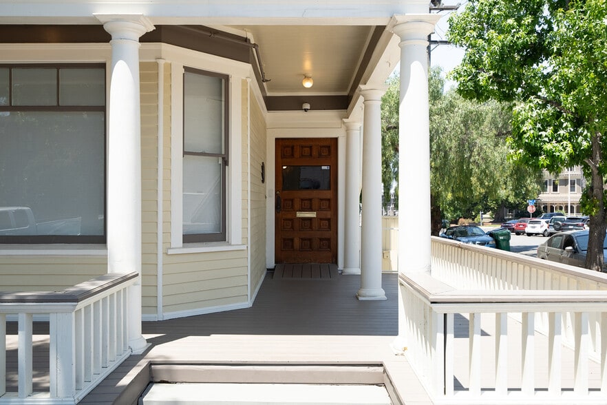 More Photos Of 2368 2nd Ave, San Diego Office Residential For Sale