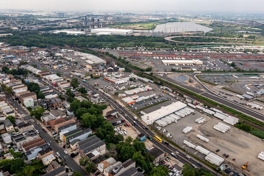 More Photos Of 598-614 Tonnelle Ave, Jersey City Land For Lease