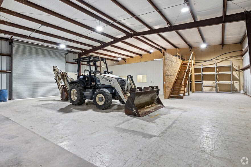 More Photos Of 410 Millennium Dr, Kyle Unknown For Lease