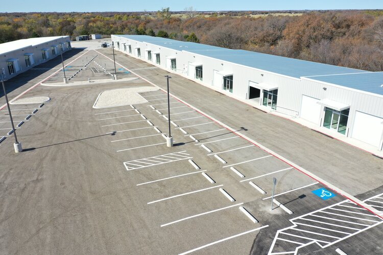 More Photos Of 1518 Navo Rd, Aubrey Warehouse For Lease