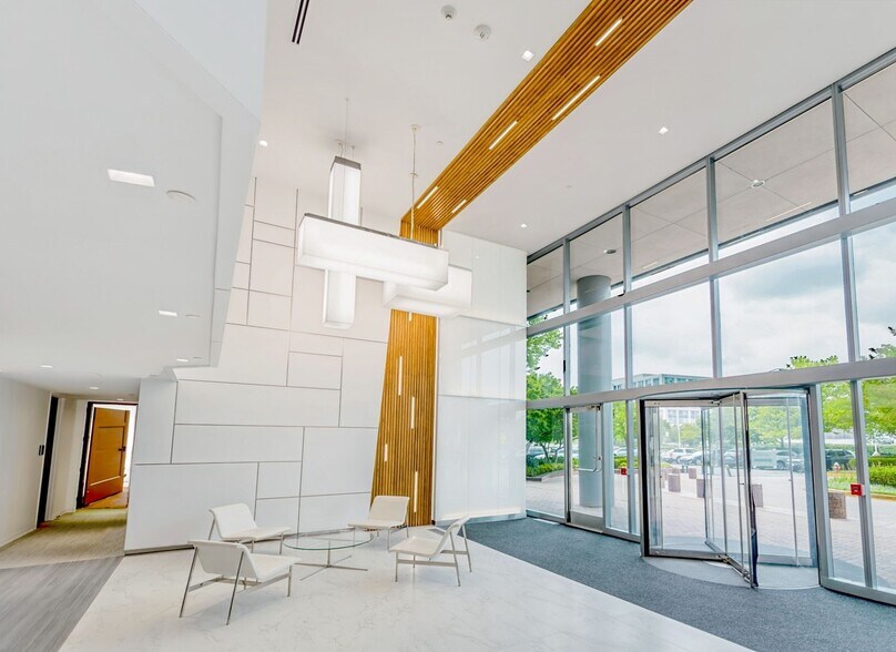 More Photos Of 11350 Random Hills Rd, Fairfax Office For Lease