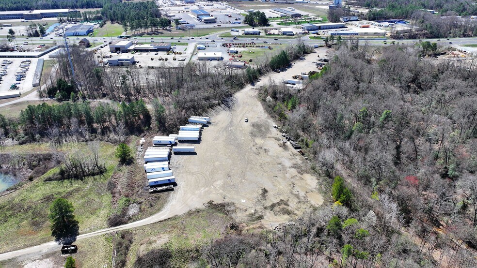 More Photos Of 1610 W Hundred Rd, Chester Land For Lease