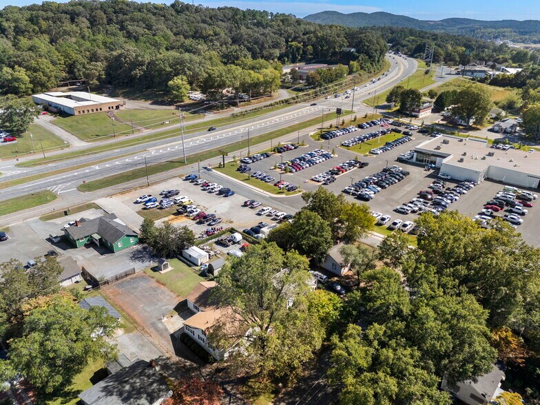 More Photos Of 120 Maybelle St, Cartersville Office For Sale