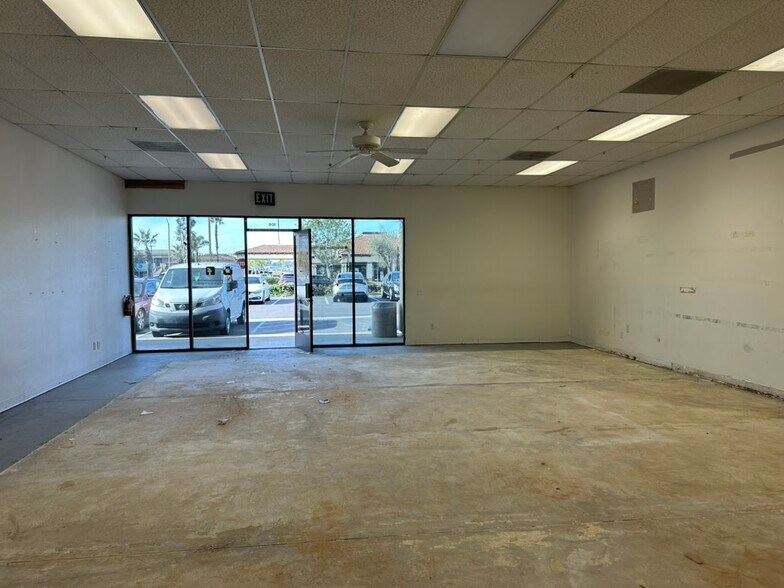 More Photos Of 997 W San Marcos Blvd, San Marcos Unknown For Lease