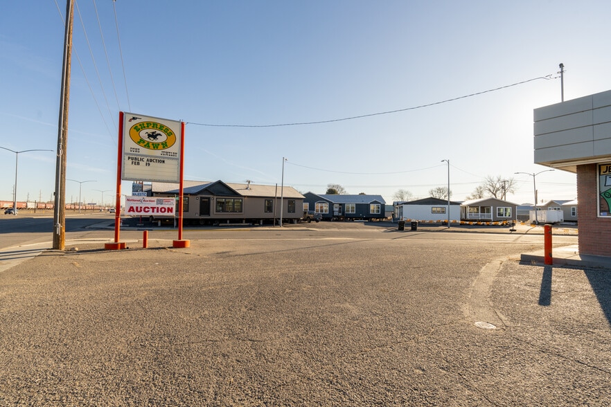 More Photos Of 1 MacArthur Ave, Billings Freestanding For Sale