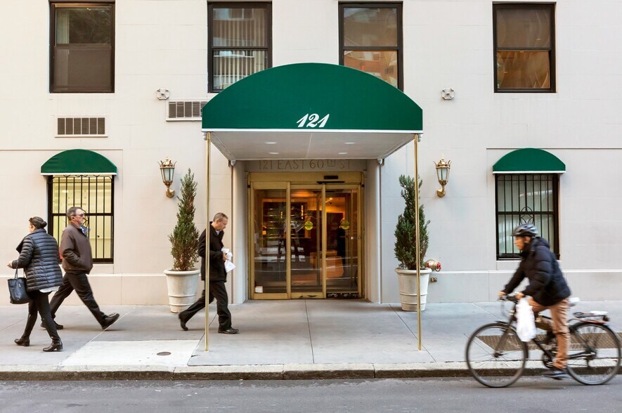 Primary Photo Of 121 E 60th St, New York Medical For Sale