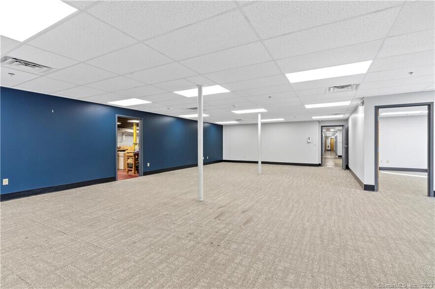 More Photos Of 192 Westbrook Rd, Essex Medical For Lease