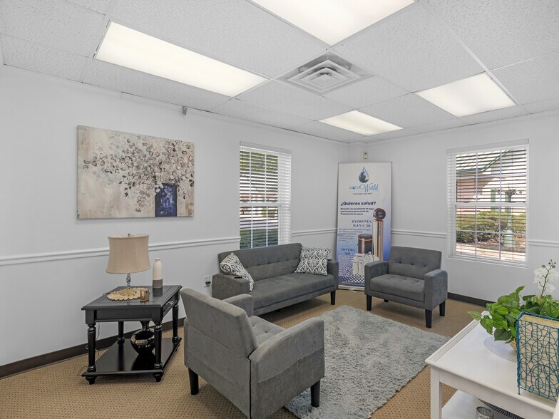 More Photos Of 2336 Wisteria Dr, Snellville Medical For Sale