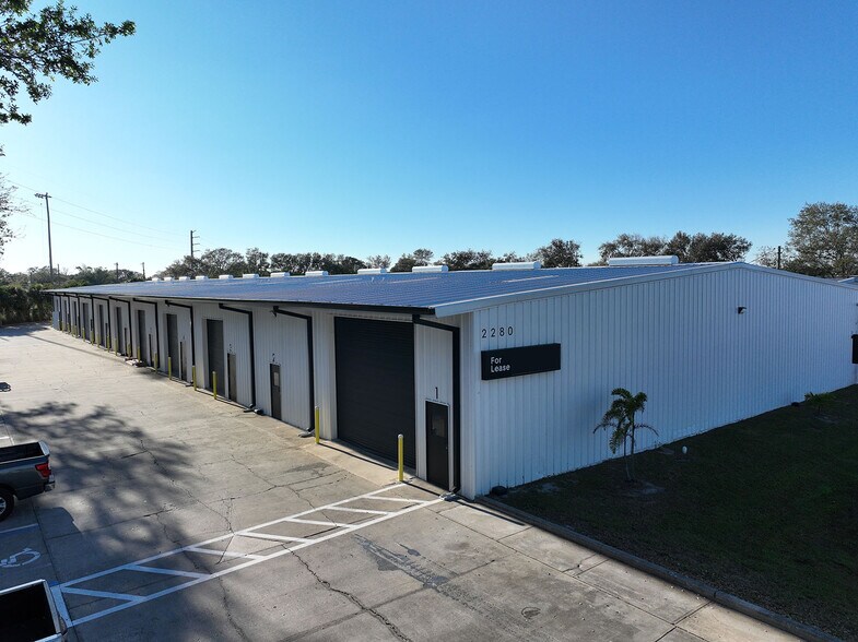 Primary Photo Of 2280 Avocado Ave, Melbourne Warehouse For Lease