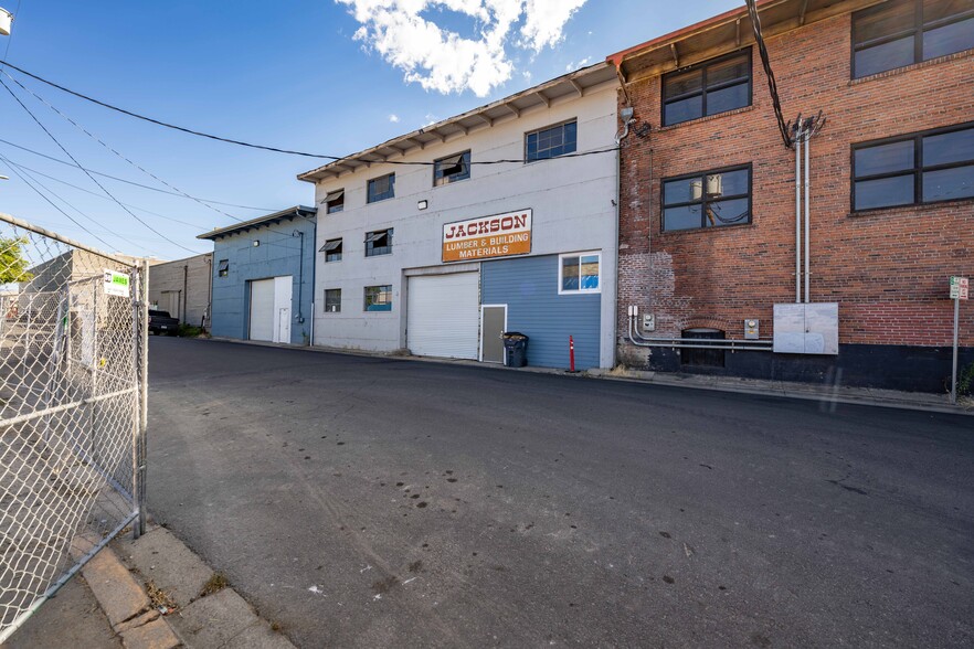 More Photos Of 316 Front St, Medford Specialty For Sale
