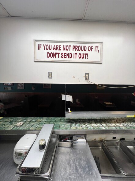 More Photos Of 110-112 Trinity St, Abbeville Storefront For Sale