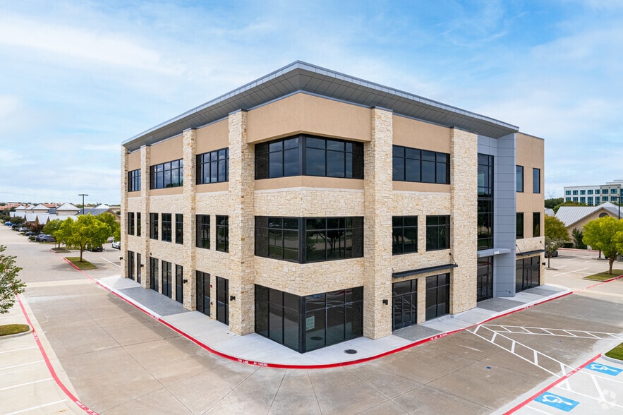 Primary Photo Of 5060 Tennyson Pky, Plano Medical For Sale