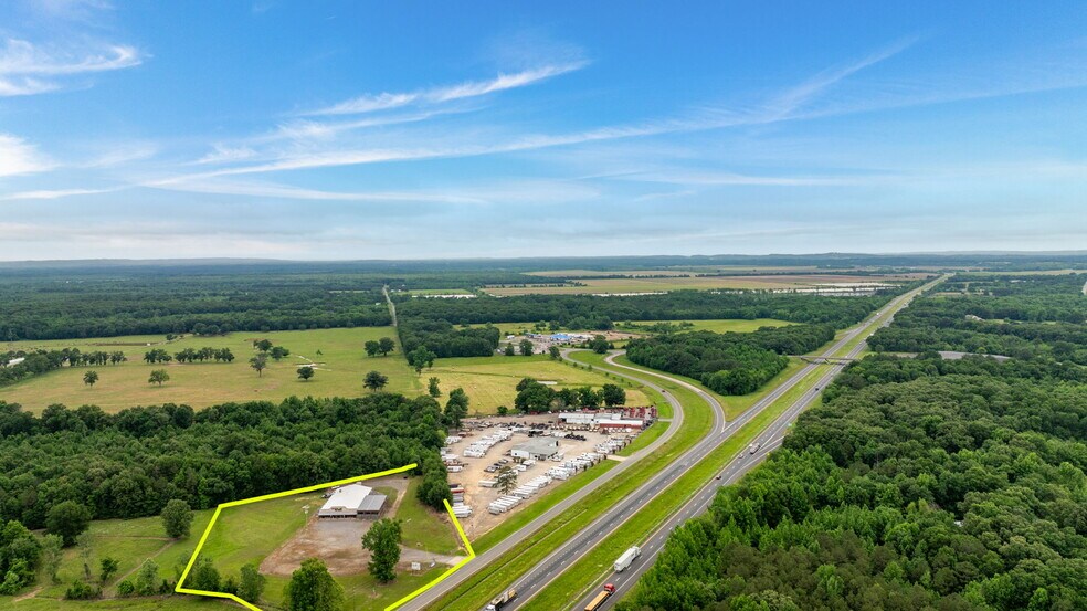 More Photos Of 3801 Happy Bend Rd, Atkins Restaurant For Sale