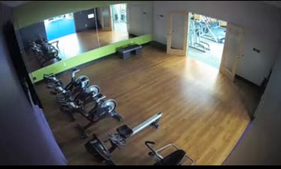 More Photos Of 7165 Buckley Rd, Liverpool Storefront Retail Office For Sale