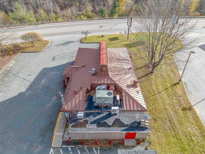 More Photos Of 238 Meadow St, Littleton Freestanding For Sale