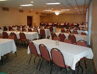 More Photos Of 2395 Scott St, Napoleon Hotel For Sale