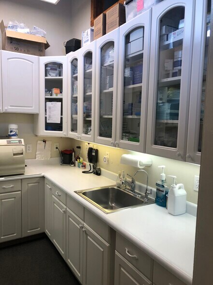 More Photos Of 382 Perkins St, Sonoma Office For Lease