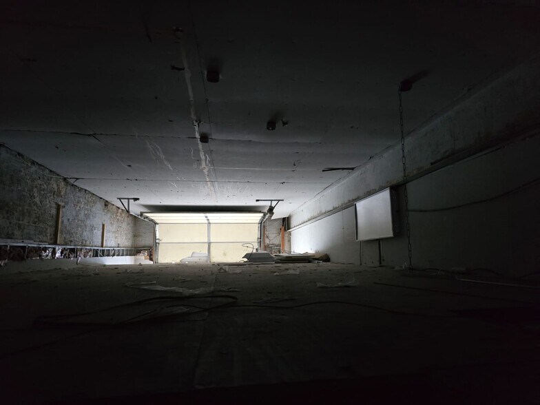 More Photos Of 6 Tulip Ave, Floral Park Warehouse For Lease